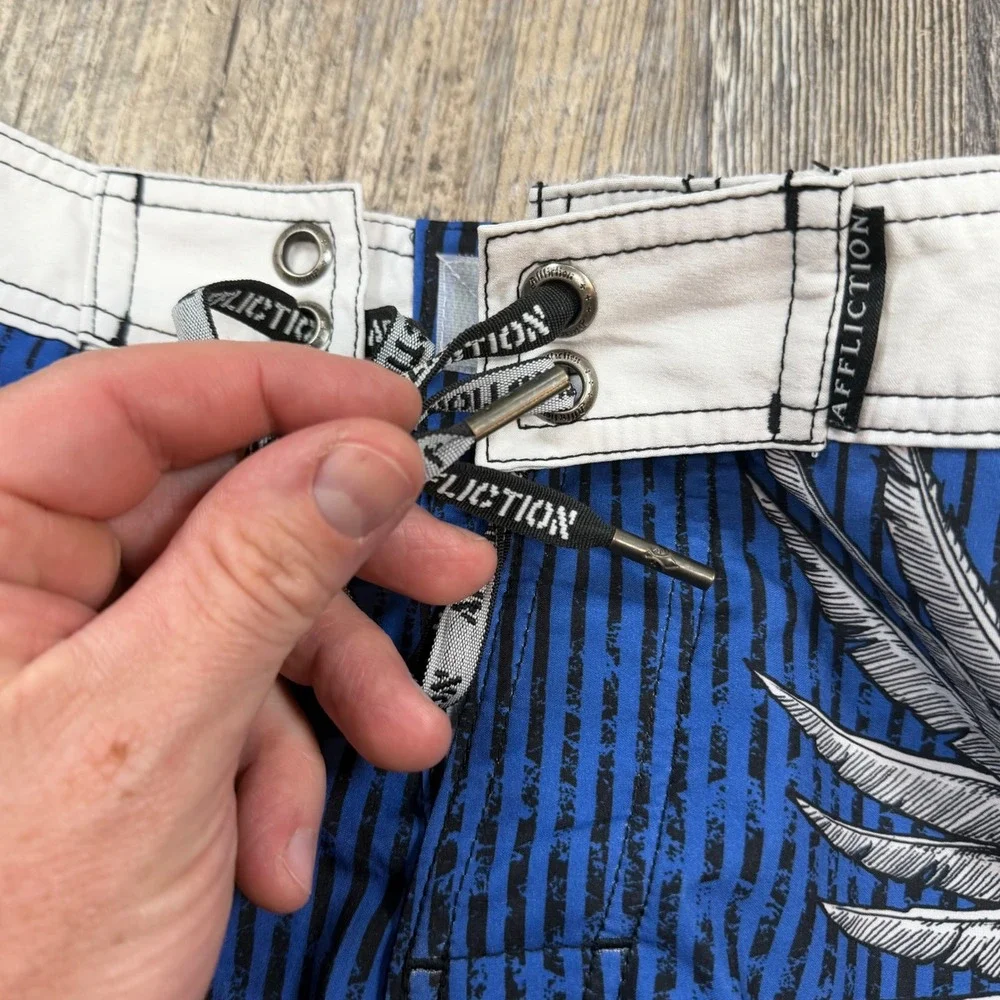 Affliction Board Shorts Men Size 30 Blue Black Skull Cross Winged Graphic MMA